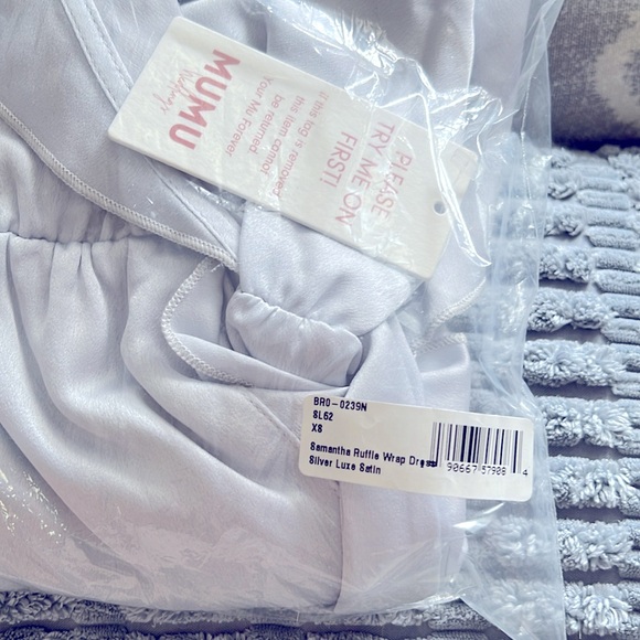 NWT / NIP Show Me Your Mumu Samantha Dress Samantha Ruffle Wrap Dress SILVER LUX - Picture 5 of 7